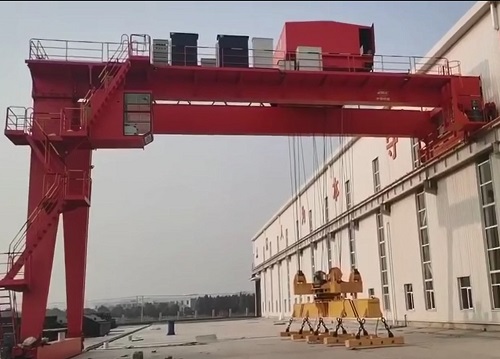 電磁鐵門(mén)式起重機(jī)
